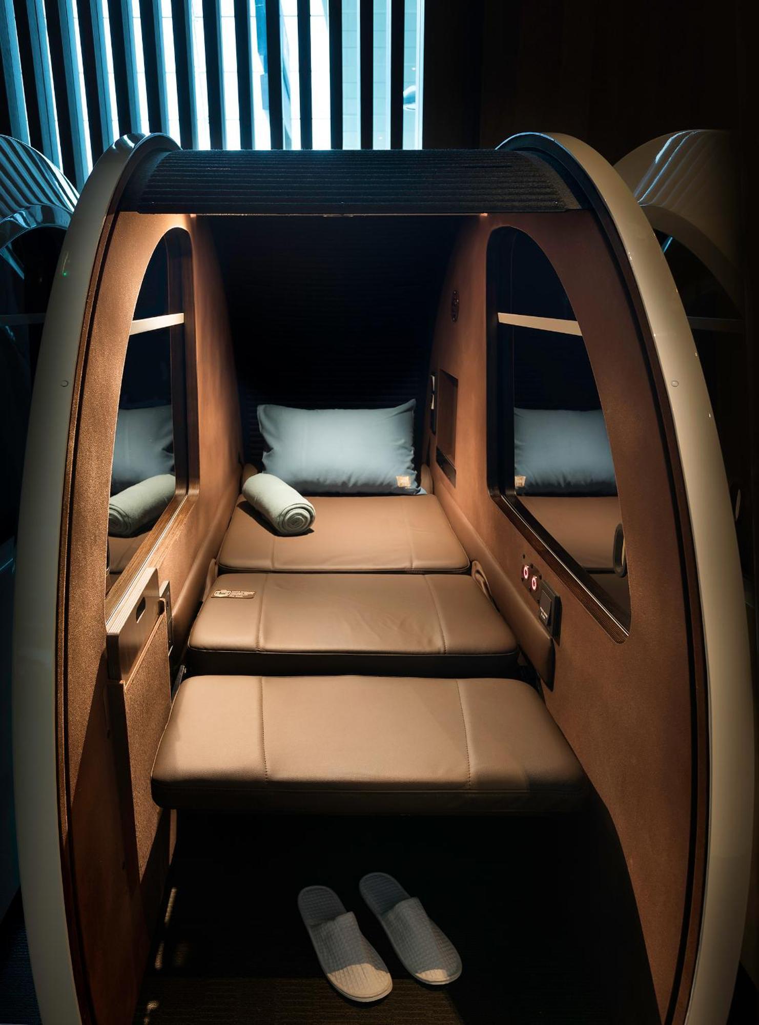 Nap Pod – 10 Hour or Evening from 1300-2300 hrs 1pm-11pm