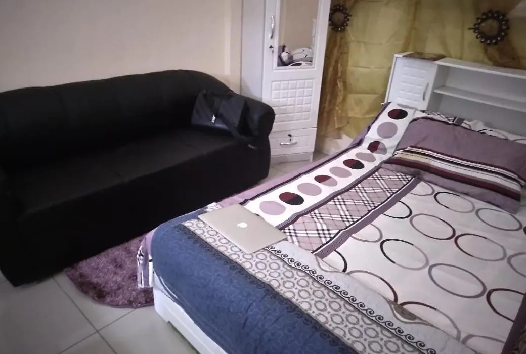 Dubai Creeck Realty Hostel Deluxe Studios-1