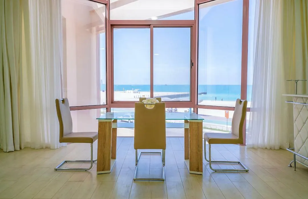 Hometown Apartments - Kite Palace - Lavish 7 Bedrooms Villa On Kite Beach-1
