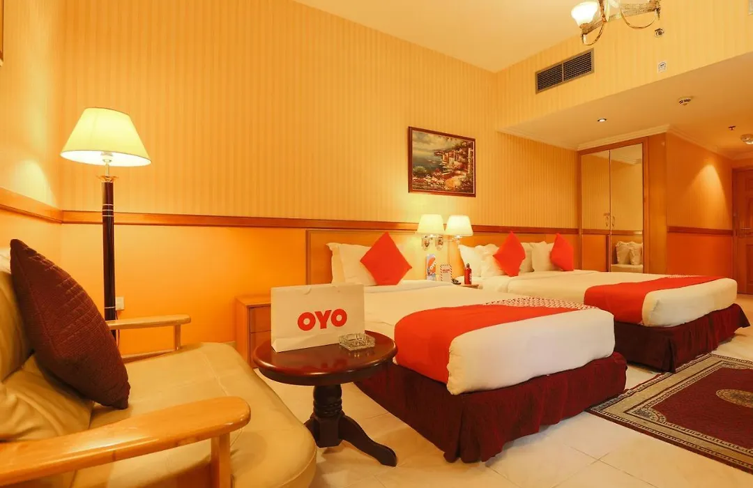 Oyo 297 California Hotel-1