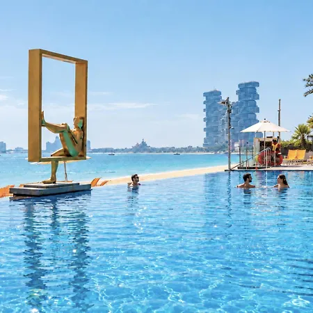 C Central Hotel And Resort The Palm-3