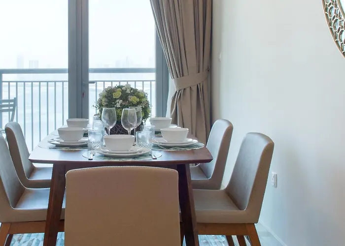 Allsopp & Allsopp - Harbour Views Aparthotel Dubai