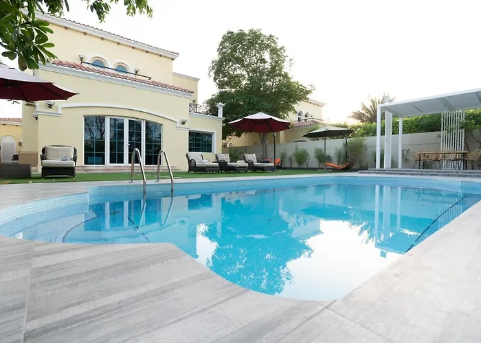 Dubai Marina Villa Up 20 Guest Huge Private Pool com piscina