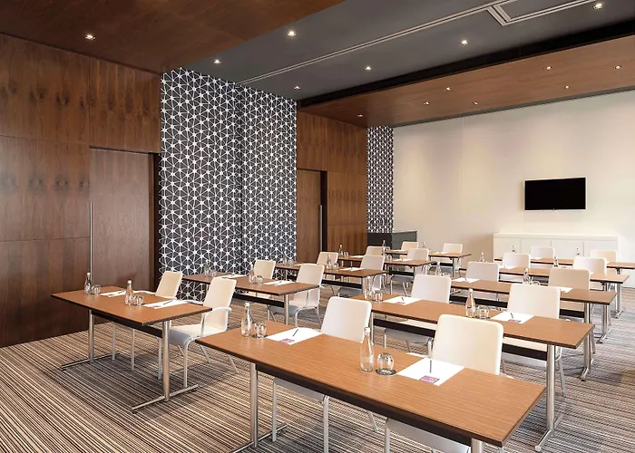 Boutique Hyatt Place Dubai Wasl District